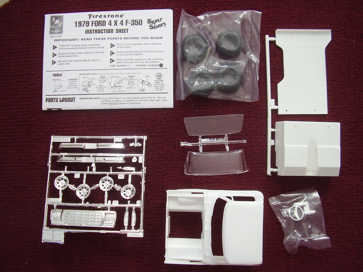 AMT 1978 Ford 4X4 F350 Pickup Bed Set 1/25 Scale 